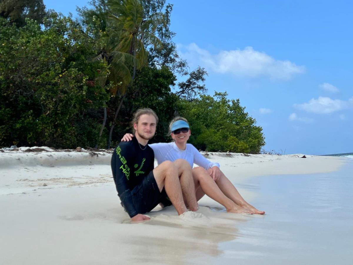White Tern Maldives Hotel Maamigili Island Bagian luar foto